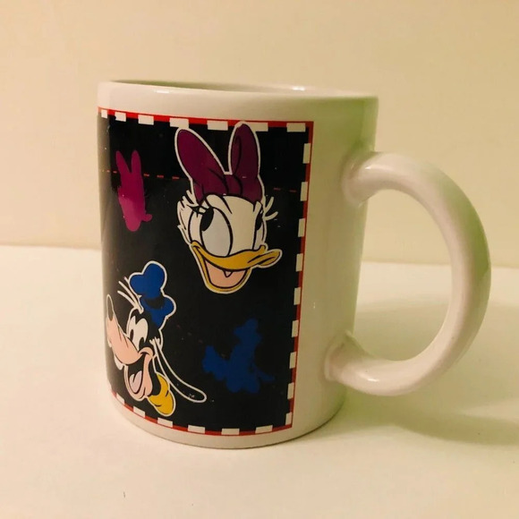 Disney Characters Mug Danawares Cup Mickey Mouse Minnie Donald Duck Goofy - Picture 4 of 13